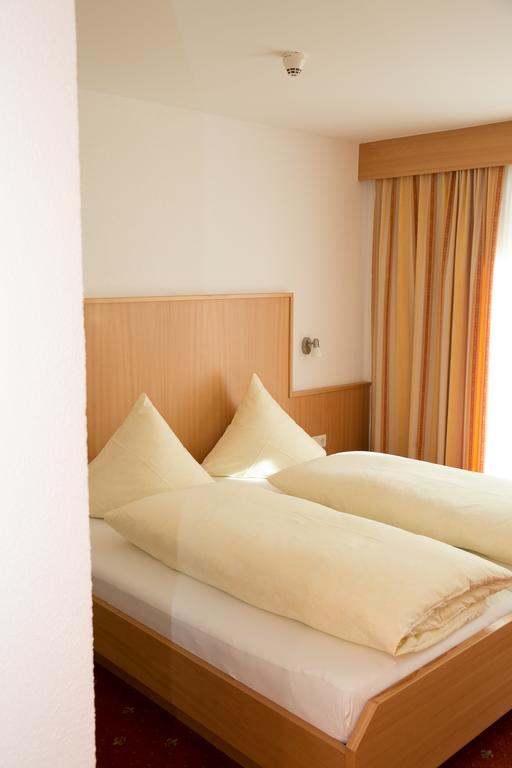 Hotel Garni Ehrenreich Solden Ngoại thất bức ảnh